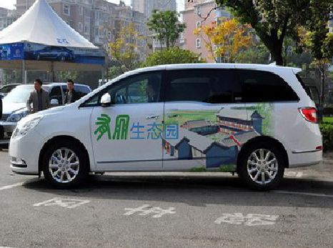 景宁户外车贴喷绘如何保持效果?